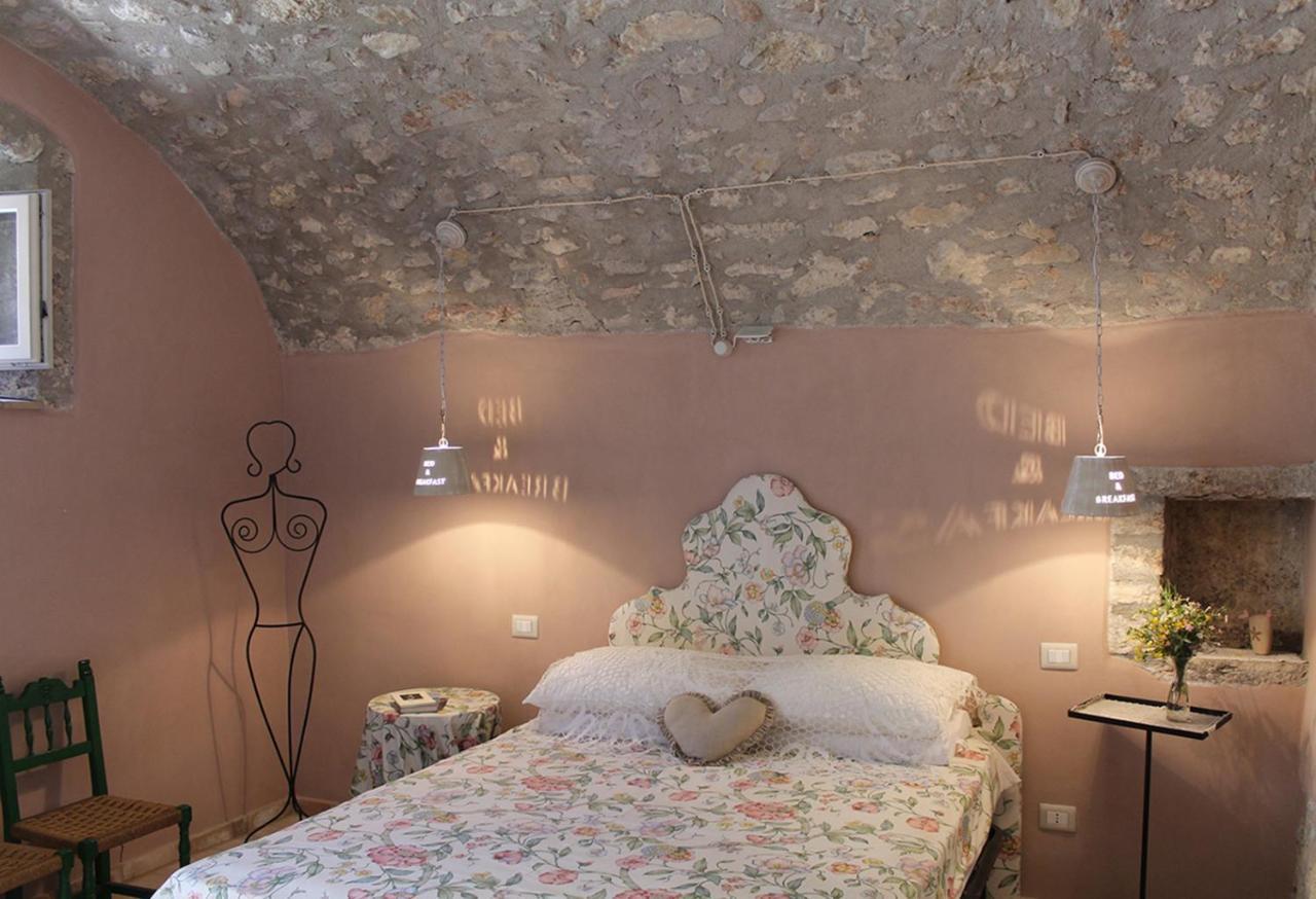 Dell'osteria *